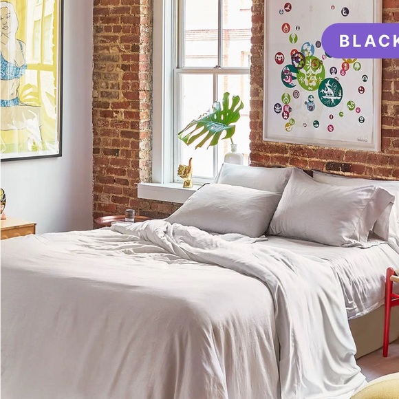 Two (2) Buffy Breeze/Supima cotton Duvet Covers - Full/Queen - Picture 5 of 10